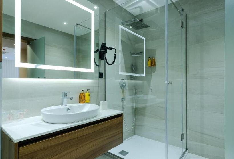 اتاق سوپریور, Vema