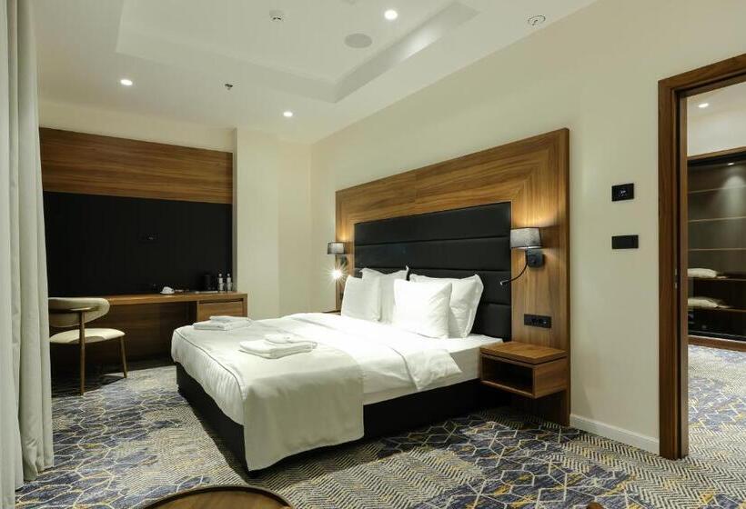 آپارتمان لوکس 1 خوابه, Vema