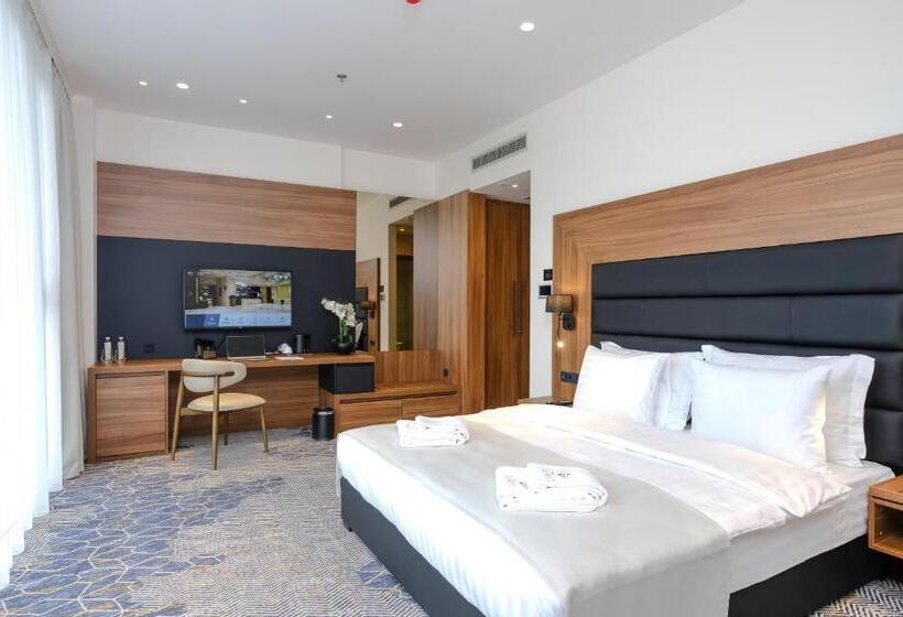 اتاق لوکس, Vema