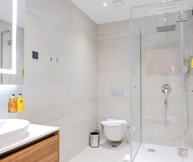 اتاق سوپریور, Vema