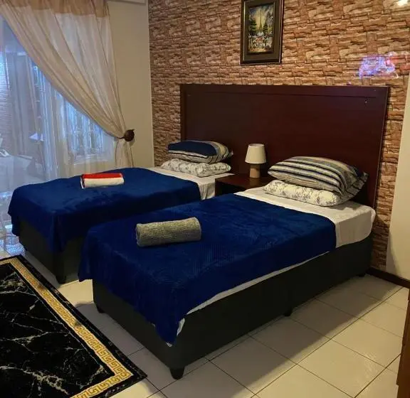 اتاق استاندارد, Comrades Oasis Guest House