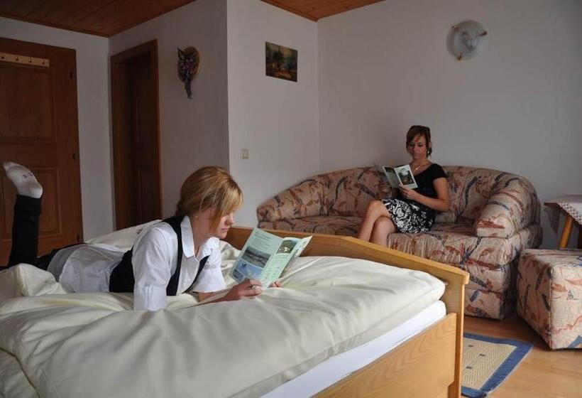 غرفة قياسية ثلاثية, Harbachwirt, Gasthof