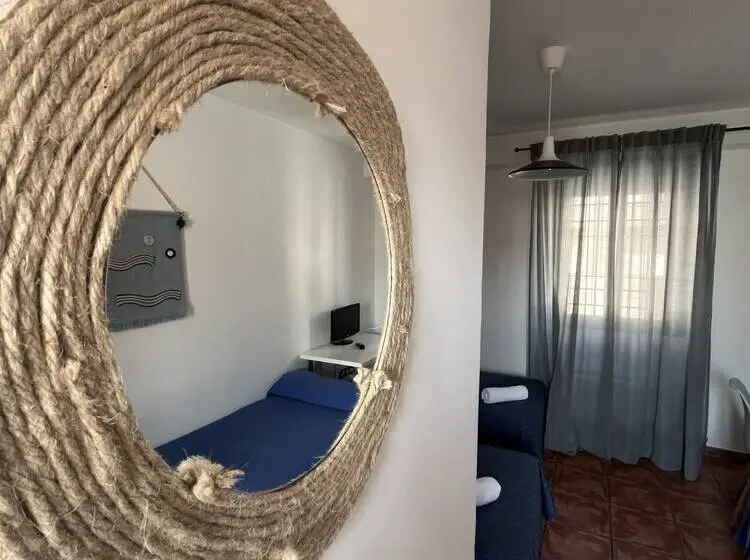 Standard Kolmen Hengen Huone, Hostal Corper Navalcarnero