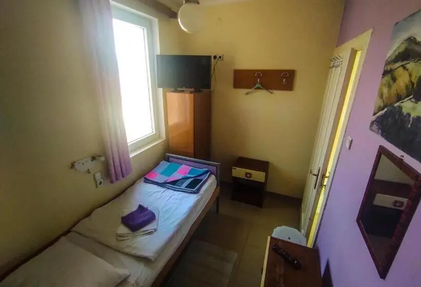 اتاق استاندارد یک نفره, Vila Mon Repos