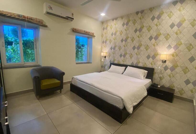 带大床的豪华间, Cedar