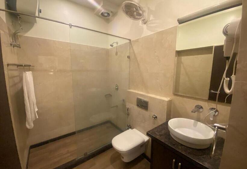 带大床的豪华间, Cedar