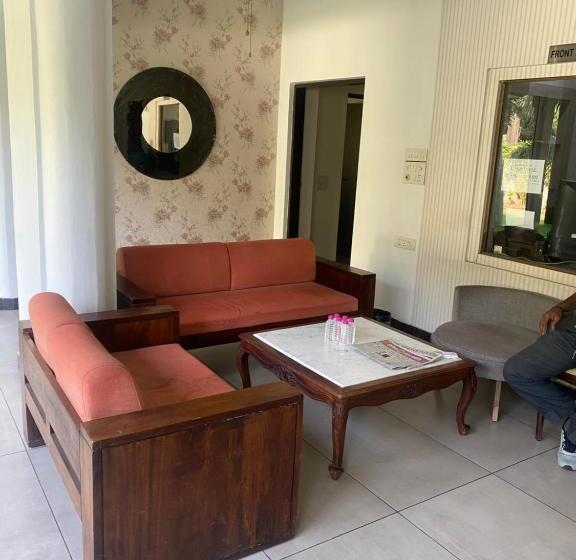 带大床的豪华间, Cedar