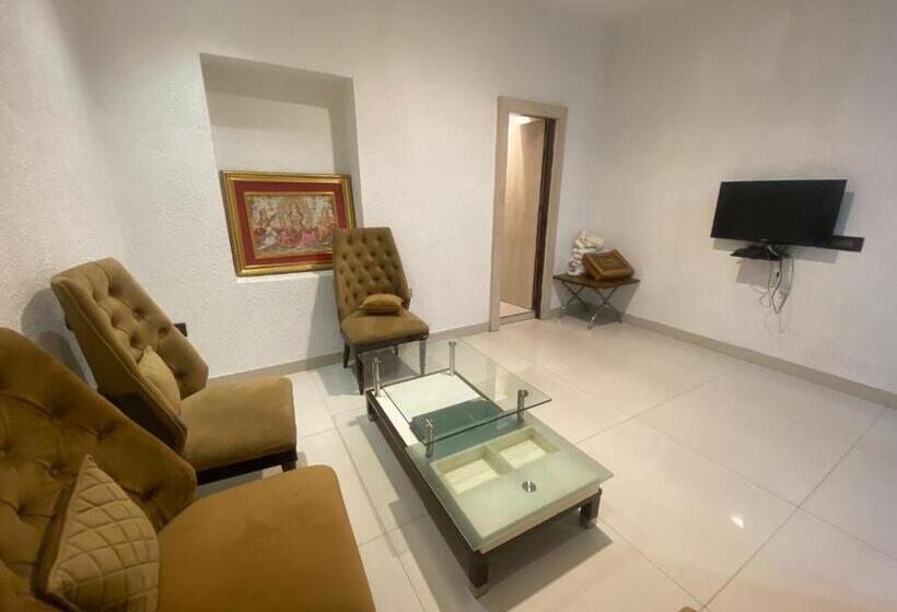 带大床的豪华间, Cedar