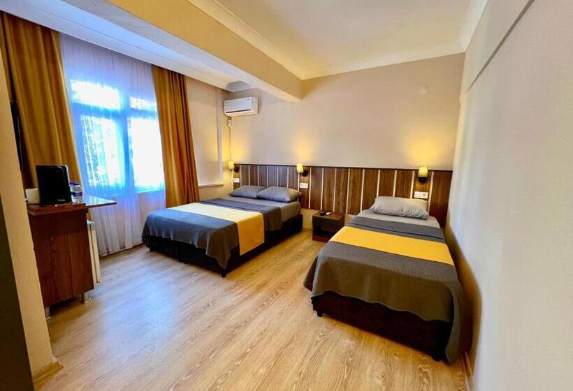 스탠다드 트리플 룸, Cord Hotel & Resort