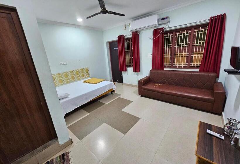 غرفة ديلوكس, Arunachala Guest House