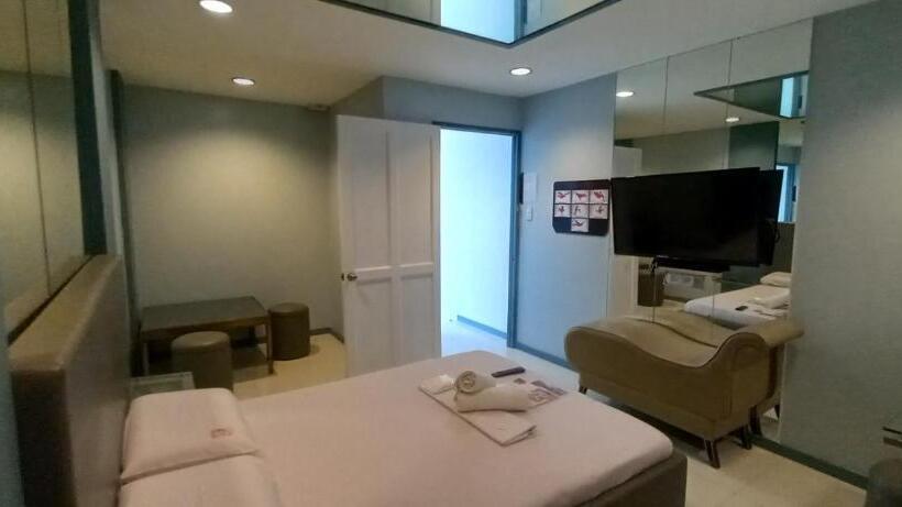 اتاق استاندارد, King Arthur Palace