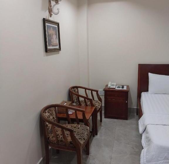 اتاق استاندارد, Ngọc Vân