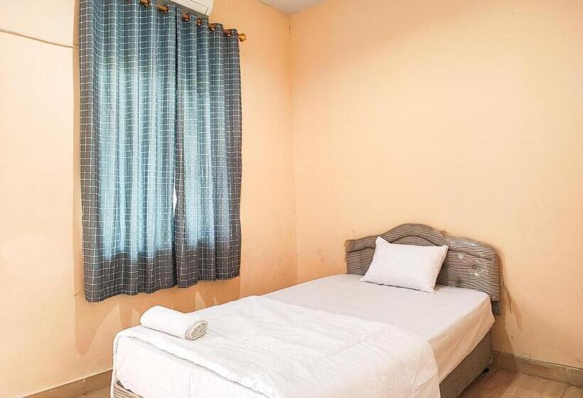 Номер Стандарт Индивидуальный, Reddoorz Syariah Near Terminal Alam Barajo Jambi