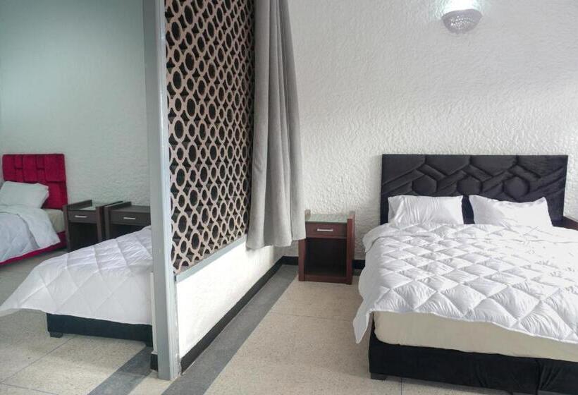 اتاق استاندارد سه نفره, Warda