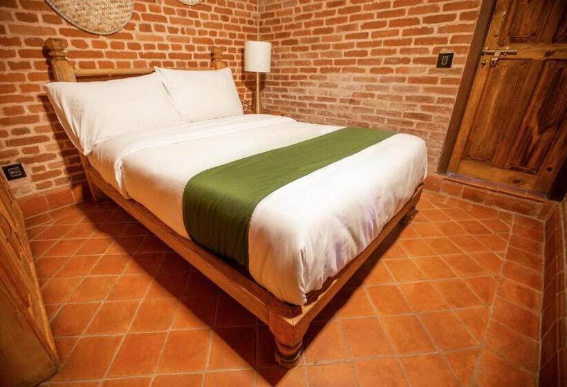 اتاق عادی, Manju Baha Hotel School