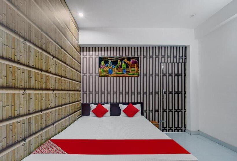 Трехместный Номер Классика, Oyo Flagship Hotel Blue Gram Inn