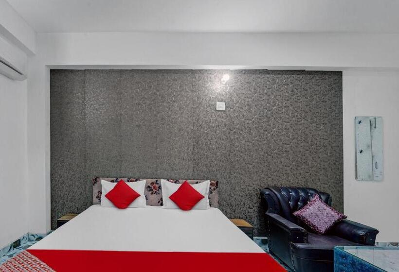 Трехместный Номер Классика, Oyo Flagship Hotel Blue Gram Inn