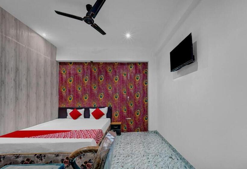 Трехместный Номер Классика, Oyo Flagship Hotel Blue Gram Inn