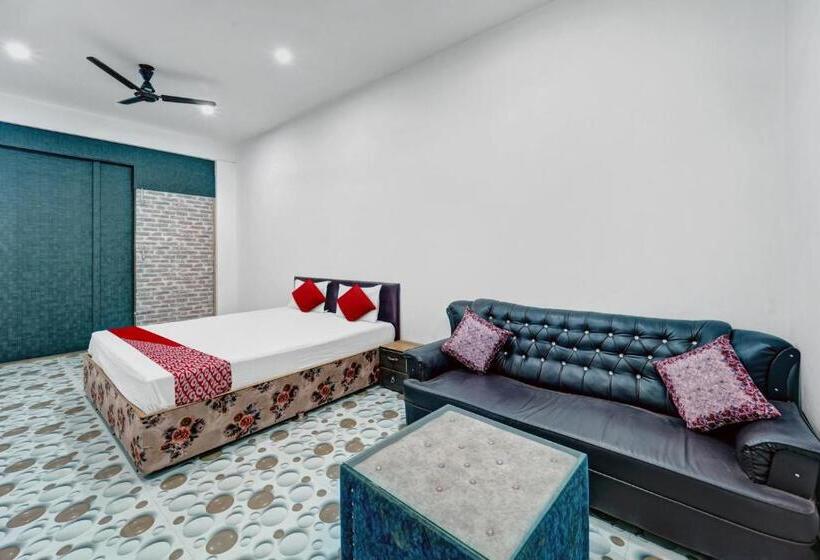 Трехместный Номер Классика, Oyo Flagship Hotel Blue Gram Inn