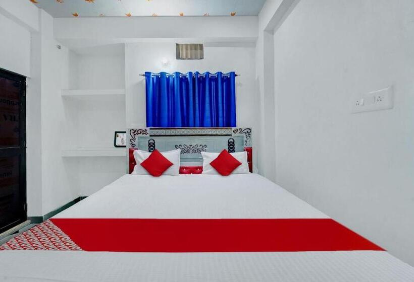 חדר קלאסי לשלושה, Oyo Flagship Hotel S Square Guest House