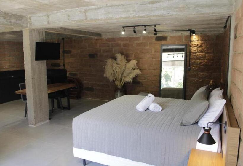 자쿠지 스위트, Pietra Rossa Vale Dos Vinhedos