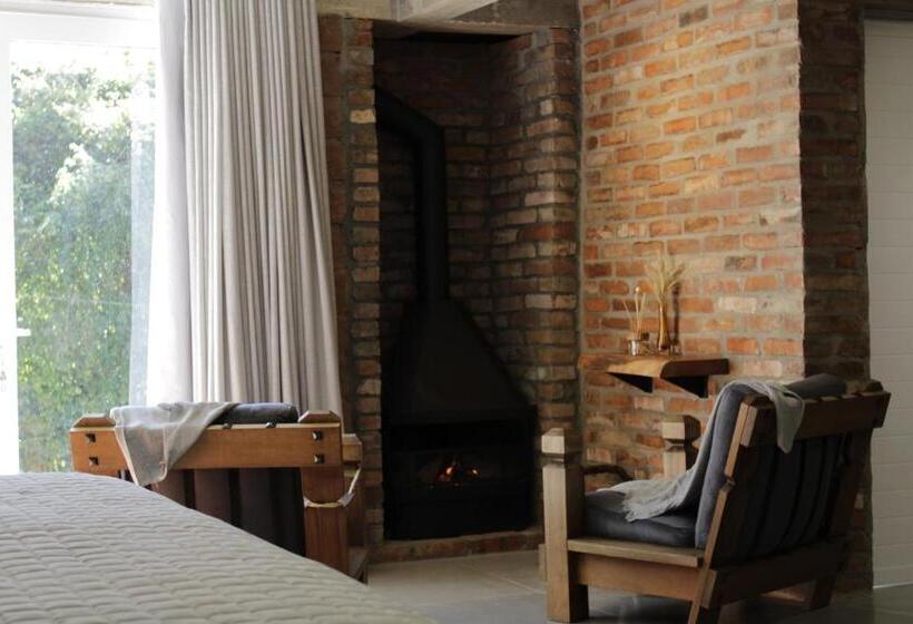 자쿠지 스위트, Pietra Rossa Vale Dos Vinhedos