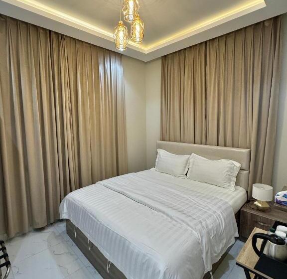 اتاق عادی, فندق بانسي