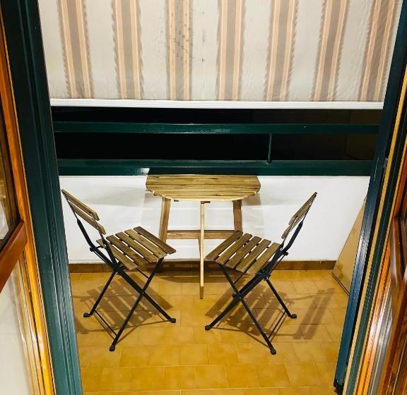 Pokój Czteroosobowy Deluxe, B&b Selâavì Stabia