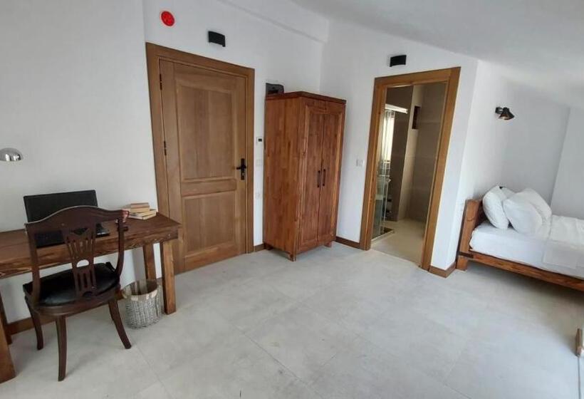 스탠다드 발코니 룸 바다 전망, Seron Mountain House