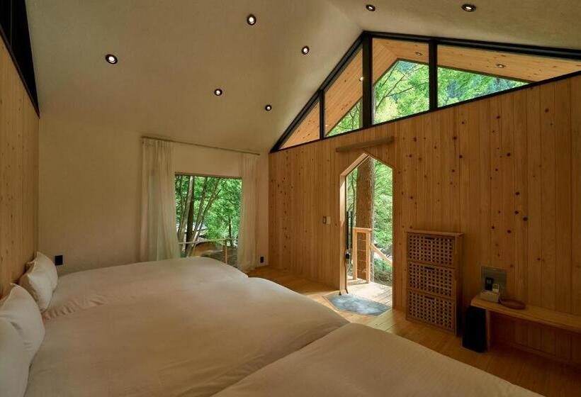 Standard Triple Room with Terrace, 自然人村