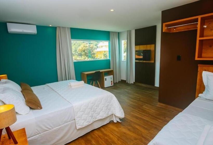 Quarto Triplo Estandar, Flores Da Praça