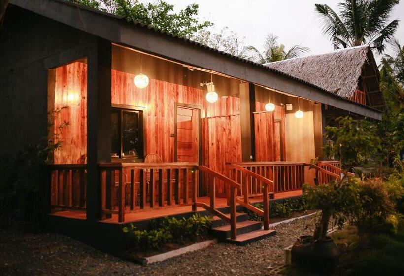 바다 전망 디럭스 3인룸, Marika Resort