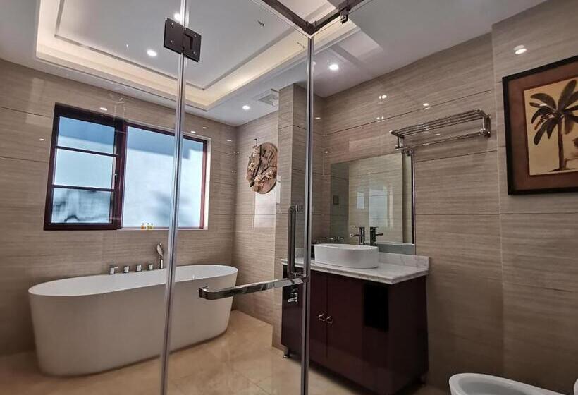 جناح عائلي, Monmonboutique