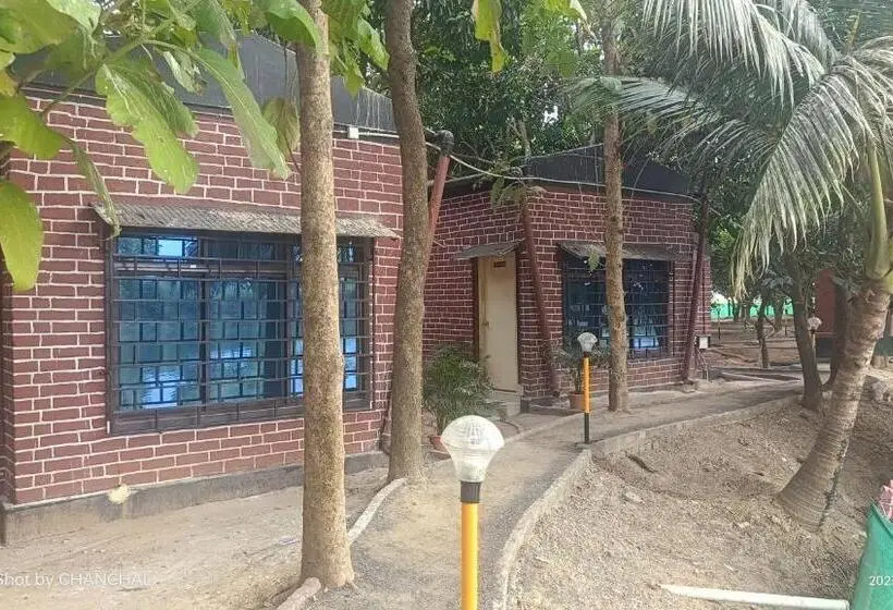デラックスルーム, Modhubon Agro Tourism