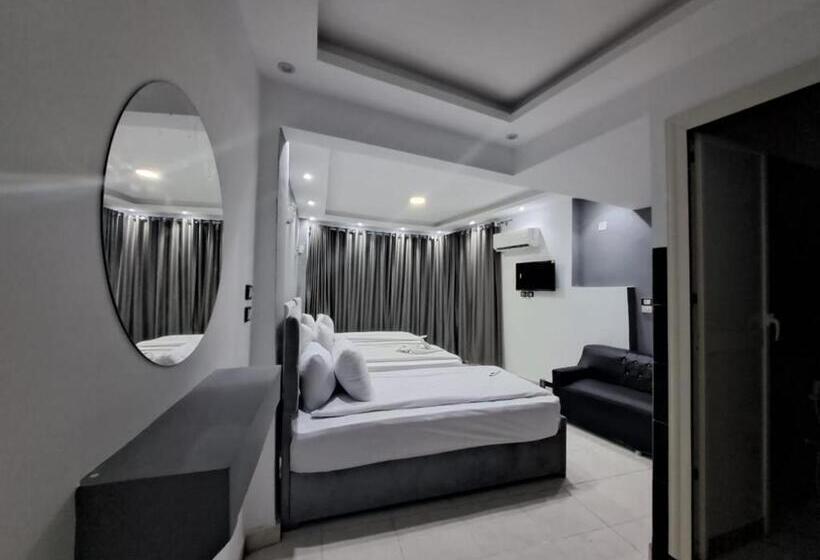 اتاق استاندارد سه نفره, Nada Hostel