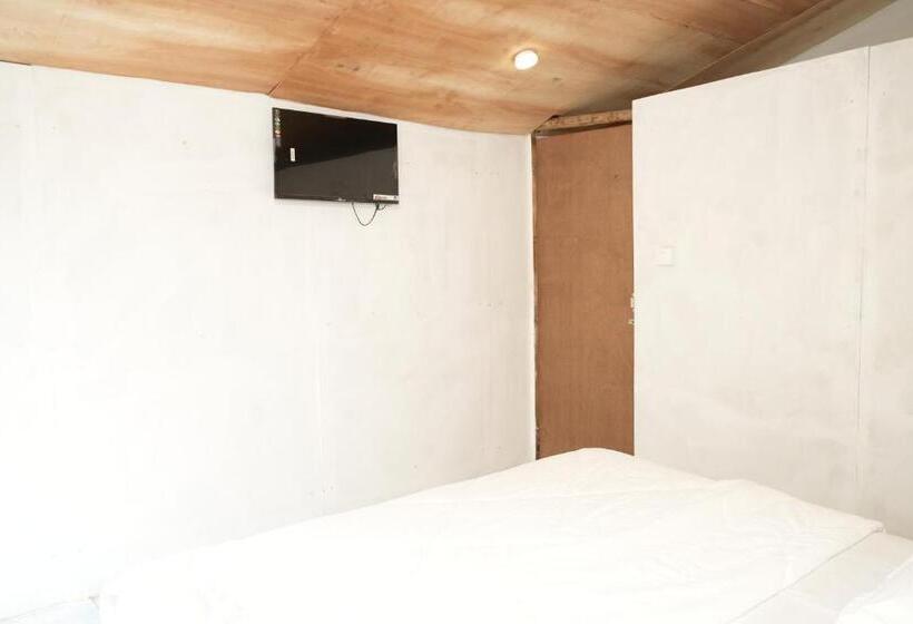 غرفة قياسية سرير كينج, Om Beach Resort