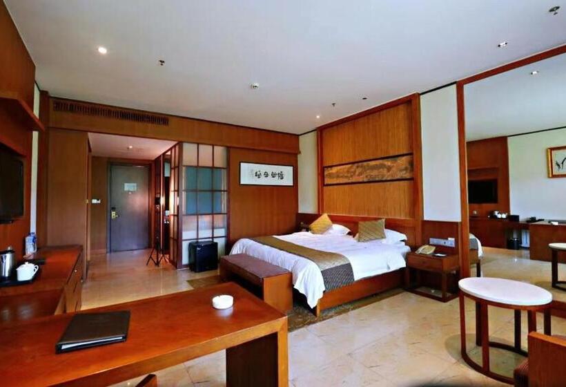 חדר דלוקס, Rainbow Valley Hot Spring