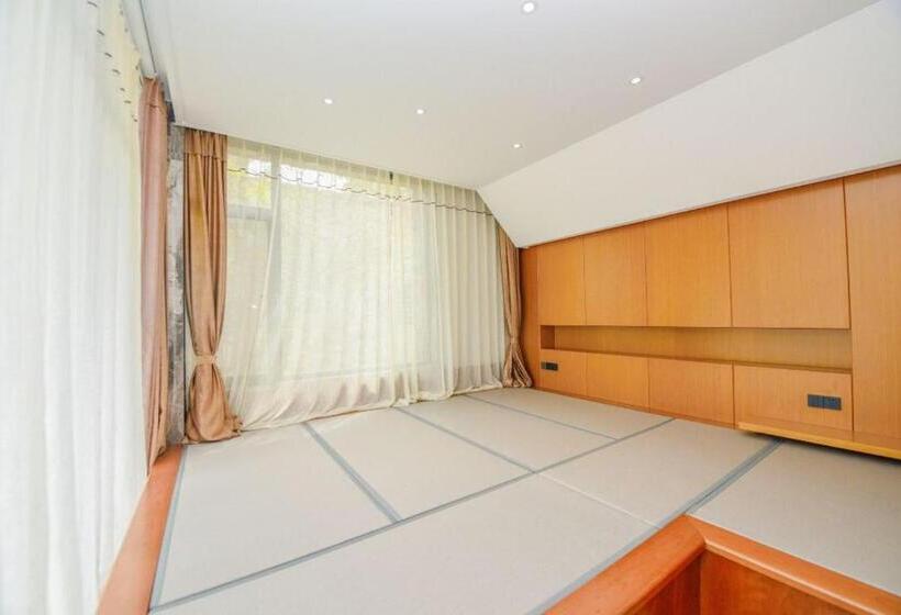 וילת חדר פרמיום, Rainbow Valley Hot Spring