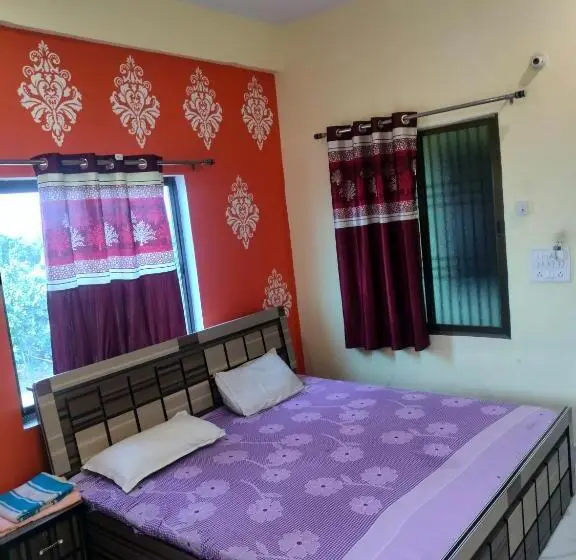 Deluxe Yhden Hengen Huone, Shiv Shakti