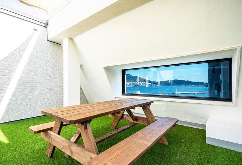 جناح, Cherryblossom