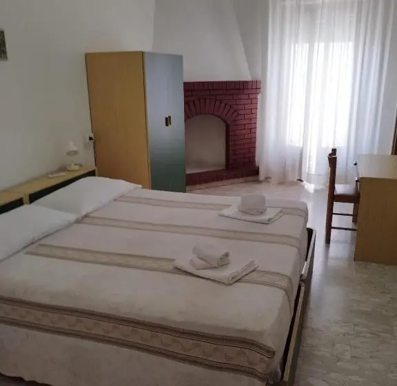 Standard-huone, Da Carlino