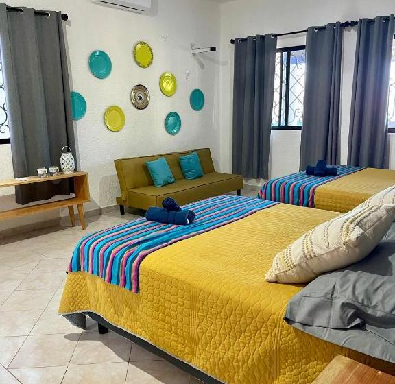 Oldal Tengerre Néző Családi Szoba, Itzé Hostel Boutique   Progreso