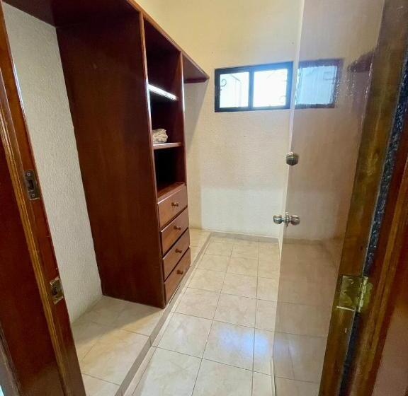 Семейный Номер Боковой Вид на Море, Itzé Hostel Boutique   Progreso