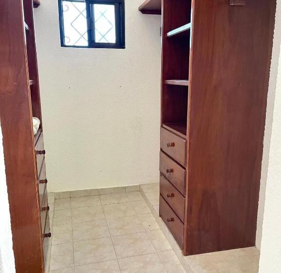 Családi Suite, Itzé Hostel Boutique   Progreso