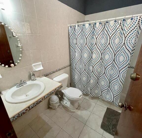 Oldal Tengerre Néző Családi Szoba, Itzé Hostel Boutique   Progreso