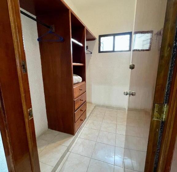 Семейный Номер Боковой Вид на Море, Itzé Hostel Boutique   Progreso