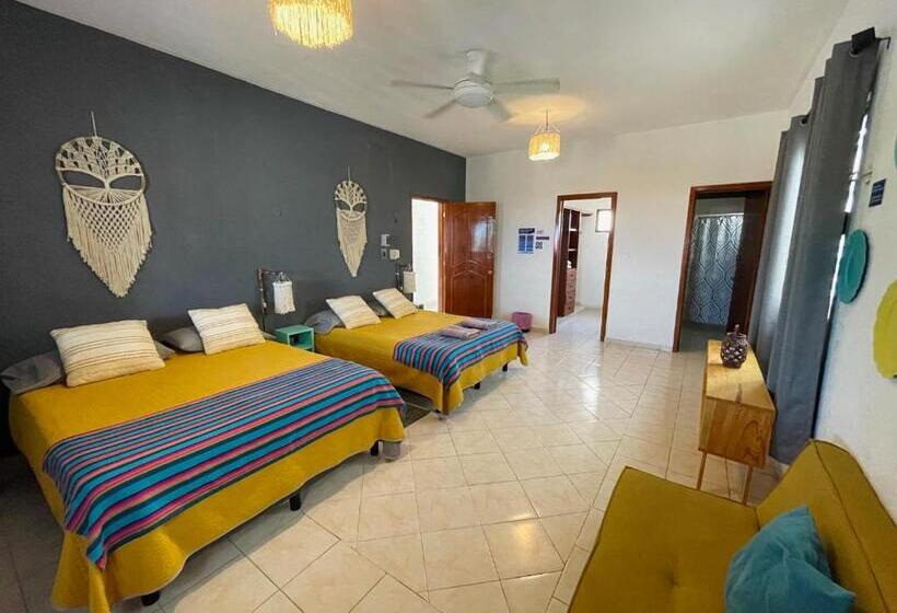 Семейный Номер Боковой Вид на Море, Itzé Hostel Boutique   Progreso