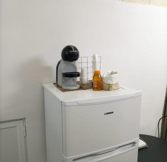 디럭스 트리플 룸, Newhouse Rooms Black & White