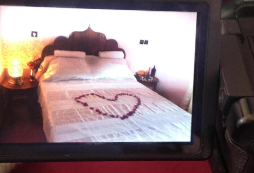 Номер Стандарт Трехместный, Room In Guest Room   Room In Villa Lair De La Mer No0969