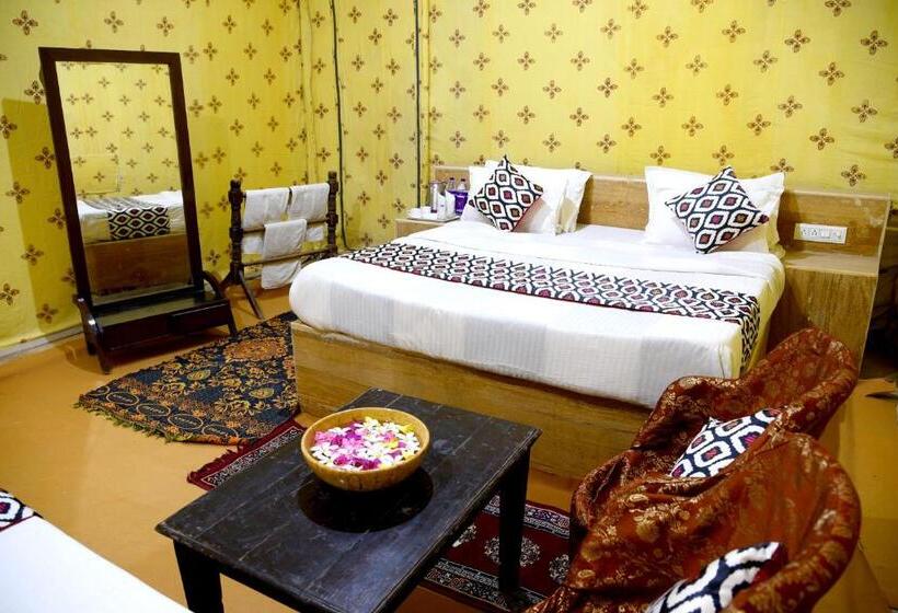 豪华家庭房间, King Kong Paritage